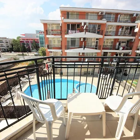 Apartment Menada In Karolina