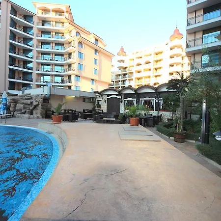 Apartment Menada In Karolina